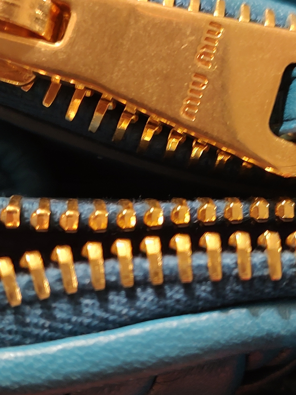 New Miu Miu Teal Blue Matelassé Leather Shoulder Bag - Picture 6 of 14